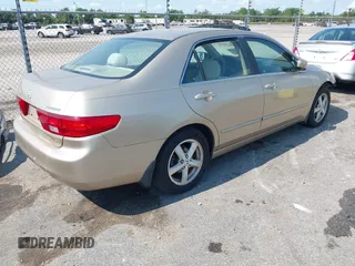 2005 Honda Accord EX z VIN 1HGCM56725A157034, wystawiony jako IAAI lot #42402809 z przebiegiem 108 936 mil mil oraz . Historia ofert i sprzedaży dostępna na DreamBid. Obrazek 4.