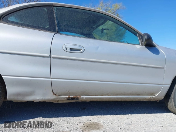 2001 Ford Escort ZX2 with VIN 3FAFP11321R241862, listed as a IAAI auction lot 41875706 with 284,720 mi miles. Bid and sale history available at carsss.com. Image 14.