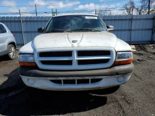 1999 Dodge Dakota SLT with VIN 1B7GL22X0XS174449, listed as a Copart auction lot 49894855 with 74,729 mi miles and Clean Title. Bid and sale history available at carsss.com. Image 5.