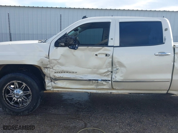 2014 Chevrolet Silverado 1500 LTZ with VIN 3GCUKSEC5EG165684, listed as a IAAI auction lot 41114072 with 133,423 mi miles. Bid and sale history available at carsss.com. Image 6.