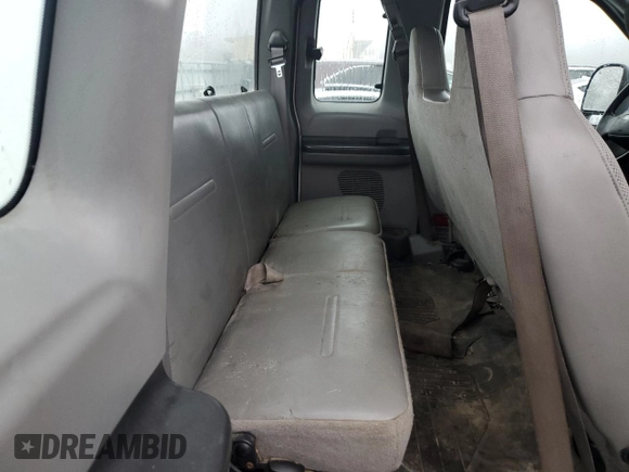 2005 Ford F-250 XL с VIN 1FTSX21505ED23758, выставлен на аукционе Copart как лот 43696815 с пробегом 244 445 миль миль и Списание • Salvage title. История ставок и продаж доступна на DreamBid. Изображение 10.