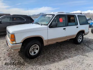 1992 Ford Explorer Eddie Bauer z VIN 1FMDU34X2NUE11927, wystawiony jako Copart lot #52094875 z przebiegiem 53 449 mil mil oraz Szkoda całkowita • Salvage title. Historia ofert i sprzedaży dostępna na DreamBid. Obrazek 1.