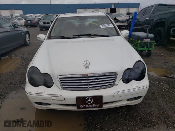 2003 Mercedes-Benz C 240 с VIN WDBRF81J83F372360, выставлен на аукционе Copart как лот 50892603 с пробегом 75 530 миль миль и Чистый • Clean title. История ставок и продаж доступна на DreamBid. Изображение 5.