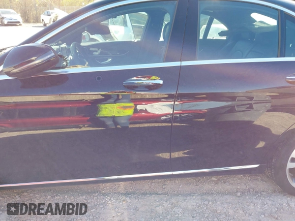 2018 Mercedes-Benz C 300 with VIN WDDWF4JBXJR395873, listed as a IAAI auction lot 41622996 with 126,689 mi miles and . Bid and sale history available at DreamBid. Image 14.