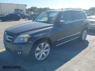 2010 Mercedes-Benz GLK-Class GLK 350 with VIN WDCGG8HB1AF355024, listed as a IAAI auction lot 41839248 with 128,347 mi miles. Bid and sale history available at carsss.com. Image 2.
