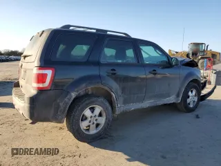 2010 Ford Escape XLS with VIN 1FMCU0C70AKB20439, listed as a Copart auction lot 42294425 with 135,655 mi miles and Clean title. Bid and sale history available at DreamBid. Image 3.