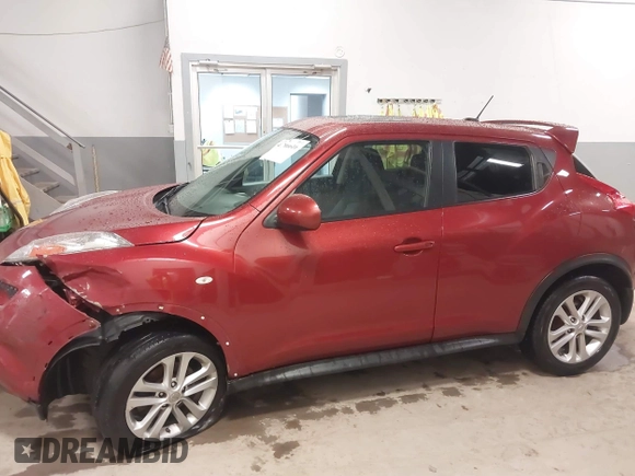 2013 Nissan Juke S with VIN JN8AF5MR2DT218085, listed as a IAAI auction lot 41706616 with 78,067 mi miles. Bid and sale history available at carsss.com. Image 15.