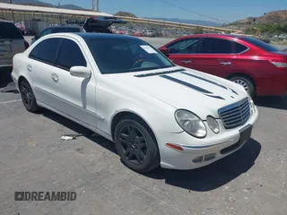 2006 Mercedes-Benz E 350 z VIN WDBUF56J86A814847, wystawiony jako IAAI lot #42383447 z przebiegiem 161 519 mil mil oraz . Historia ofert i sprzedaży dostępna na DreamBid. Obrazek 1.