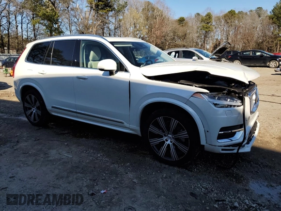 2025 Volvo XC90 Ultimate Bright Theme with VIN YV4062PF0S1296877, listed as a Copart auction lot 48514225 with 8,546 mi miles and Salvage Title. Bid and sale history available at carsss.com. Image 4.