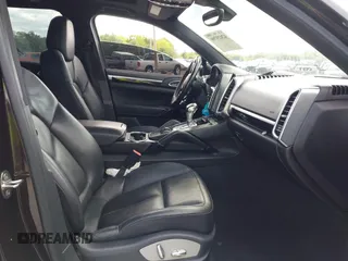 2015 Porsche Cayenne Diesel with VIN WP1AF2A26FLA44086, listed as a IAAI auction lot 42029799 with 124,723 mi miles and . Bid and sale history available at DreamBid. Image 5.