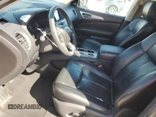 2017 Nissan Pathfinder Platinum z VIN 5N1DR2MM8HC663211, wystawiony jako Copart lot #52680555 z przebiegiem 183 346 mil mil oraz Czysty tytuł • Clean title. Historia ofert i sprzedaży dostępna na DreamBid. Obrazek 7.