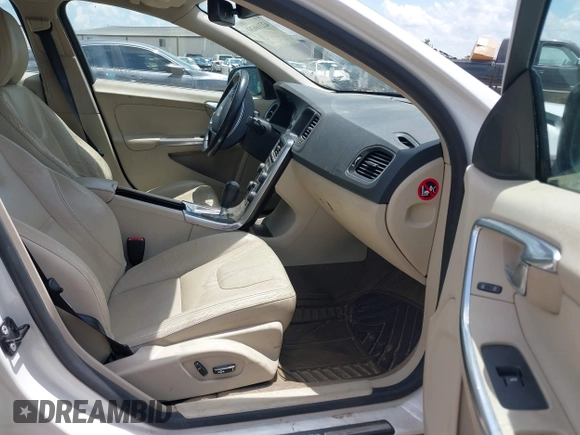 2012 Volvo S60 T5 с VIN YV1622FS4C2115146, выставлен на аукционе IAAI как лот 42216639 с пробегом 95 860 миль миль и . История ставок и продаж доступна на DreamBid. Изображение 5.