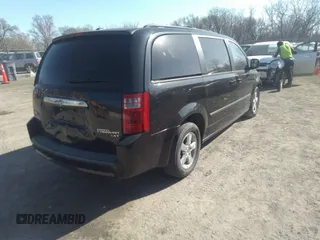 2009 Dodge Grand Caravan SXT z VIN 2D8HN54169R539294, wystawiony jako IAAI lot #41804315 z przebiegiem 175 090 mil mil oraz . Historia ofert i sprzedaży dostępna na DreamBid. Obrazek 4.