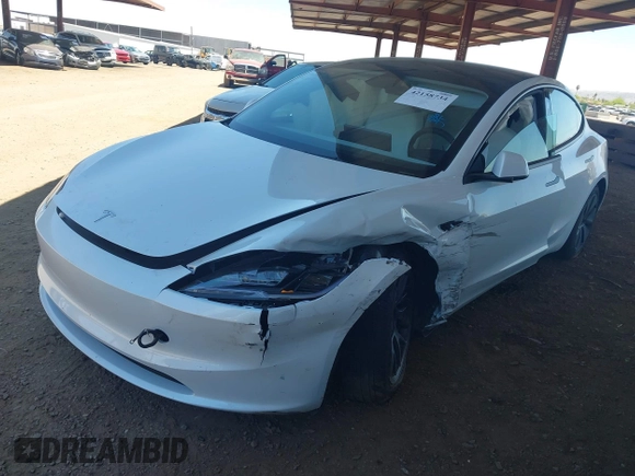 2025 Tesla Model 3 Long Range z VIN 5YJ3E1EB9SF885771, wystawiony jako IAAI lot #42158734 z przebiegiem 3480 mil mil oraz . Historia ofert i sprzedaży dostępna na DreamBid. Obrazek 16.