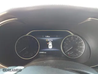 2018 Nissan Maxima SV with VIN 1N4AA6AP1JC400896, listed as a IAAI auction lot 41093576 with 139,089 mi miles. Bid and sale history available at carsss.com. Image 7.