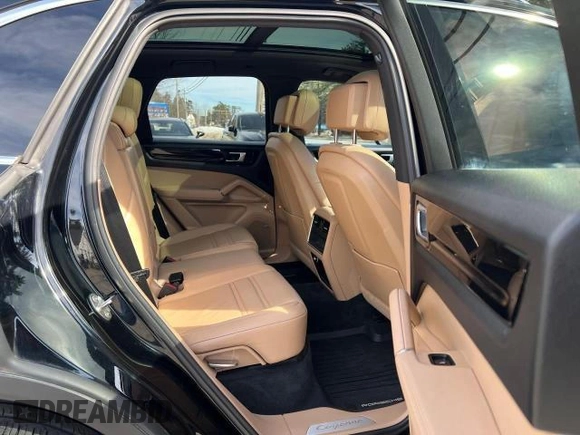 2019 Porsche Cayenne with VIN WP1AA2AY3KDA11036, listed as a Copart auction lot 55019565 with 129,678 mi miles and Clean Title. Bid and sale history available at DreamBid. Image 6.
