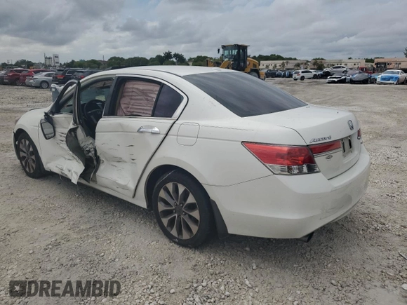 2011 Honda Accord EX-L z VIN 1HGCP3F86BA027595, wystawiony jako Copart lot #56457015 z przebiegiem 167 410 mil mil oraz Szkoda całkowita • Salvage title. Historia ofert i sprzedaży dostępna na DreamBid. Obrazek 2.