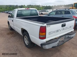 2000 Chevrolet Silverado 1500 with VIN 1GCEC14W4YE188134, listed as a IAAI auction lot 41994005 with 206,909 mi miles. Bid and sale history available at carsss.com. Image 3.