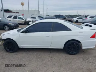 2005 Honda Civic Cpe LX with VIN 1HGEM22595L051891, listed as a IAAI auction lot 41271309 with 146,060 mi miles. Bid and sale history available at carsss.com. Image 14.