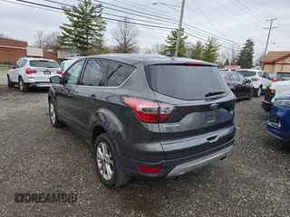 2017 Ford Escape SE with VIN 1FMCU9GD4HUB25615, listed as a Copart auction lot 86084664 with 106,034 mi miles and Clean Title. Bid and sale history available at carsss.com. Image 3.