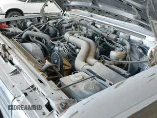 1991 Ford F-250 z VIN 1FTHX25G3MKA39966, wystawiony jako IAAI lot #42669671 z przebiegiem 889 505 mil mil oraz . Historia ofert i sprzedaży dostępna na DreamBid. Obrazek 13.
