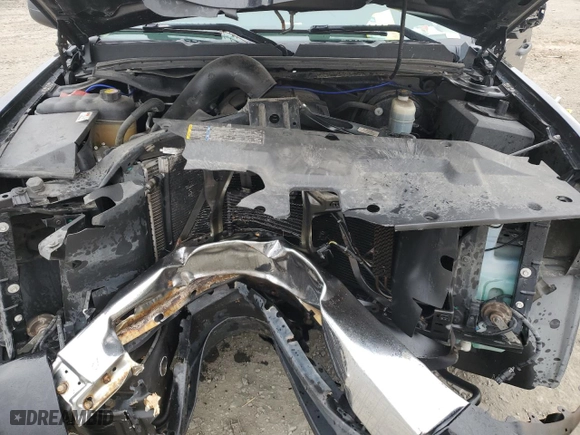 2007 Chevrolet Silverado 1500 LT w/1LT with VIN 2GCEK19J271688518, listed as a Copart auction lot 48701375 with 172,543 mi miles and Salvage Title. Bid and sale history available at carsss.com. Image 13.