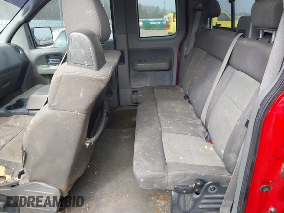 2005 Ford F-150 XLT with VIN 1FTPX12595FA94912, listed as a IAAI auction lot 41545152 with 374,589 mi miles. Bid and sale history available at carsss.com. Image 8.