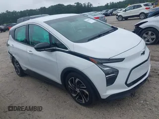 2022 Chevrolet Bolt EV 2LT z VIN 1G1FX6S03N4101435, wystawiony jako IAAI lot #42355300 z przebiegiem 46 773 mil mil oraz . Historia ofert i sprzedaży dostępna na DreamBid. Obrazek 1.