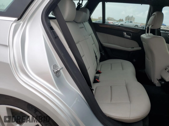 2011 Mercedes-Benz E 350 Luxury with VIN WDDHH8HB4BA326404, listed as a Copart auction lot 54332945 with Not Provided miles and Salvage Title. Bid and sale history available at DreamBid. Image 11.