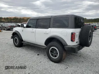 2023 Ford Bronco with VIN 1FMEE5DPXPLB37267, listed as a Copart auction lot 49710375 with 44,950 mi miles and Salvage Title. Bid and sale history available at DreamBid. Image 2.