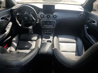 2018 Mercedes-Benz CLA 250 z VIN WDDSJ4EB1JN546811, wystawiony jako Copart lot #50373125 z przebiegiem Nie podano mil oraz Szkoda całkowita • Salvage title. Historia ofert i sprzedaży dostępna na DreamBid. Obrazek 8.