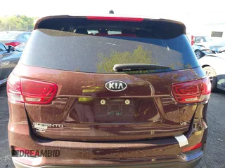 2019 Kia Sorento LX z VIN 5XYPG4A56KG481297, wystawiony jako IAAI lot #41994392 z przebiegiem 147 688 mil mil oraz . Historia ofert i sprzedaży dostępna na DreamBid. Obrazek 16.