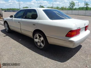 2000 Lexus LS 400 with VIN JT8BH28F0Y0167488, listed as a IAAI auction lot 41820518 with 278,656 mi miles. Bid and sale history available at carsss.com. Image 3.