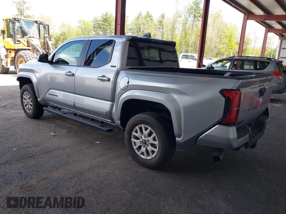2025 Toyota Tacoma SR with VIN 3TMLB5JN7SM100983, listed as a IAAI auction lot 42220559 with 2,119 mi miles and . Bid and sale history available at DreamBid. Image 3.
