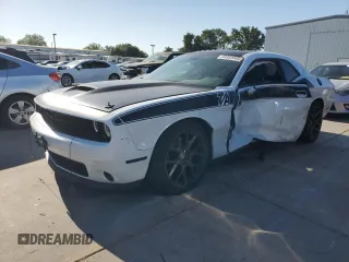 2017 Dodge Challenger R/T Shaker z VIN 2C3CDZBT4HH531632, wystawiony jako Copart lot #55982045 z przebiegiem 49 829 mil mil oraz Szkoda całkowita • Salvage title. Historia ofert i sprzedaży dostępna na DreamBid. Obrazek 1.