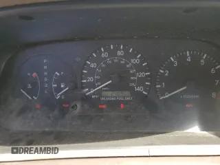 1998 Toyota Camry LE z VIN JT2BG28K2W0164356, wystawiony jako Copart lot #49450065 z przebiegiem 240 905 mil mil oraz Czysty tytuł • Clean title. Historia ofert i sprzedaży dostępna na DreamBid. Obrazek 9.