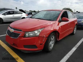 2014 Chevrolet Cruze 1LT with VIN 1G1PC5SB1E7313924, listed as a Copart auction lot 75888574 with 69,563 mi miles and Clean Title. Bid and sale history available at carsss.com. Image 2.
