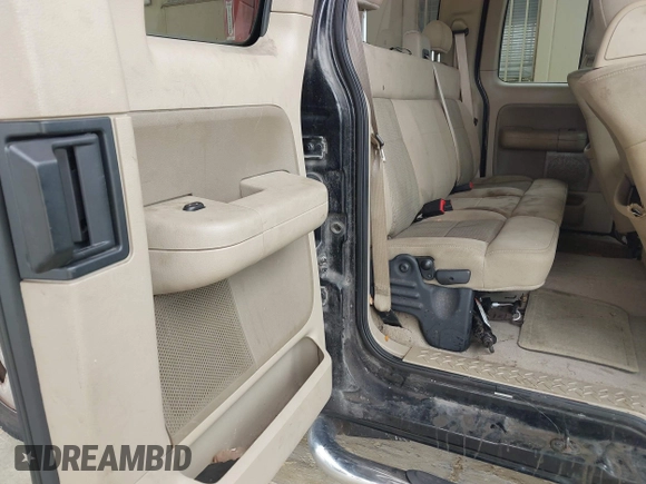 2006 Ford F-150 XLT with VIN 1FTPX12526FA58965, listed as a IAAI auction lot 42659376 with 183,019 mi miles and . Bid and sale history available at DreamBid. Image 8.