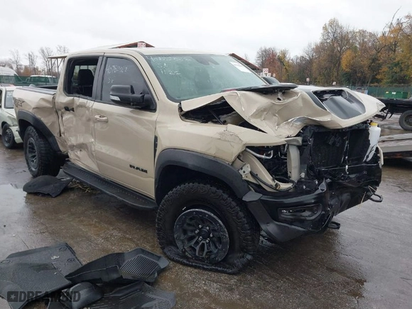 2022 Ram 1500 TRX with VIN 1C6SRFU96NN404111, listed as a IAAI auction lot 40782082 with 9,175 mi miles. Bid and sale history available at carsss.com. Image 1.