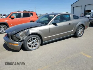 2005 Ford Mustang Deluxe with VIN 1ZVFT80N655188297, listed as a Copart auction lot 53081905 with 1,347 mi miles and Salvage Title. Bid and sale history available at carsss.com. Image 1.