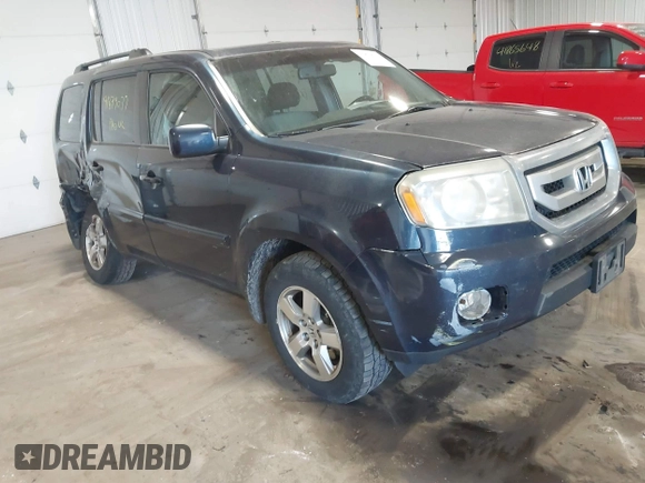 2011 Honda Pilot EX-L with VIN 5FNYF4H54BB043205, listed as a IAAI auction lot 41879077 with 240,108 mi miles. Bid and sale history available at carsss.com. Image 1.