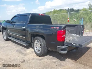 2015 Chevrolet Silverado 1500 High Country with VIN 3GCUKTEC9FG355379, listed as a IAAI auction lot 41923900 with 253,497 mi miles. Bid and sale history available at carsss.com. Image 3.