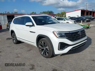 2024 Volkswagen Atlas SEL Premium R-Line with VIN 1V2FR2CA4RC573042, listed as a IAAI auction lot 42144923 with 11,622 mi miles and . Bid and sale history available at DreamBid. Image 1.