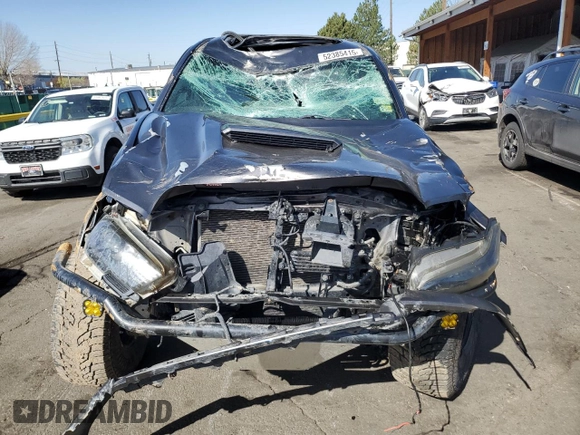 2017 Toyota Tacoma SR5 с VIN 5TFCZ5ANXHX052992, выставлен на аукционе Copart как лот 52385415 с пробегом 124 794 миль миль и На запчасти • Non repairable. История ставок и продаж доступна на DreamBid. Изображение 5.