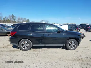 2017 Nissan Pathfinder S with VIN 5N1DR2MN6HC621290, listed as a IAAI auction lot 41691799 with 166,996 mi miles and . Bid and sale history available at DreamBid. Image 14.