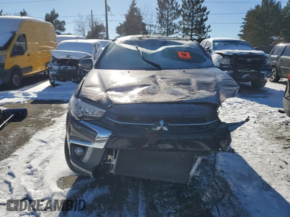 2018 Mitsubishi Outlander SEL z VIN JA4AR4AW5JZ016013, wystawiony jako Copart lot #87653585 z przebiegiem Nie podano mil oraz Szkody całkowita. Historia ofert i sprzedaży dostępna na DreamBid. Obrazek 5.