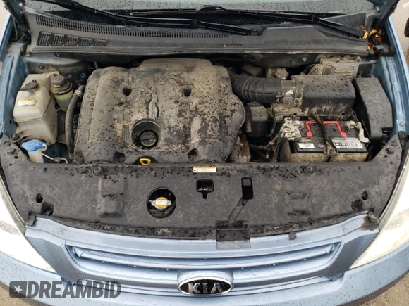 2008 Kia Sedona with VIN KNDMB133586242430, listed as a Copart auction lot 44800195 with 101,019 mi miles and Salvage Title. Bid and sale history available at carsss.com. Image 12.