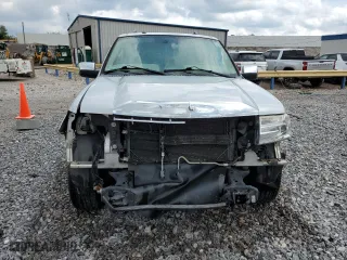 2014 Lincoln Navigator L with VIN 5LMJJ3H50EEL03575, listed as a Copart auction lot 69667284 with 143,279 mi miles and Salvage Title. Bid and sale history available at carsss.com. Image 5.