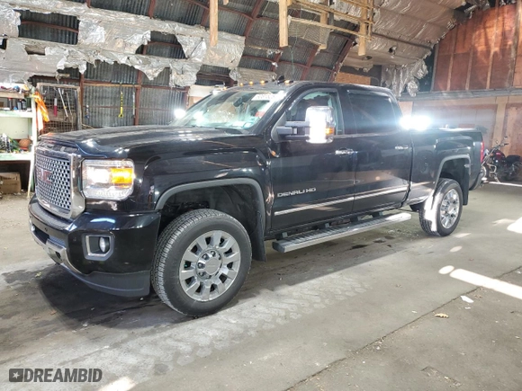 2015 GMC Sierra 2500HD Denali with VIN 1GT120EG1FF668772, listed as a Copart auction lot 80815254 with 113,260 mi miles and Salvage Title. Bid and sale history available at carsss.com. Image 1.