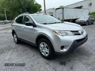 2015 Toyota RAV4 LE z VIN JTMBFREV1FD158039, wystawiony jako Copart lot #60735855 z przebiegiem 98 657 mil mil oraz Czysty tytuł • Clean title. Historia ofert i sprzedaży dostępna na DreamBid. Obrazek 1.